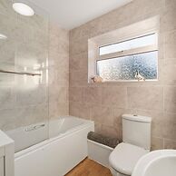 Monkstone Court - Close to Village and Beach