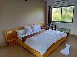 Aravalli Hill Resort