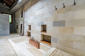 Aalaya Villa by Betterplace