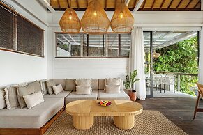 Santai by The Korowai Uluwatu