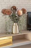 Mokotów Stylish Apartment by Renters