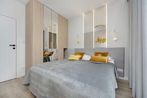 Mokotów Stylish Apartment by Renters