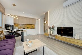 Mokotów Stylish Apartment by Renters