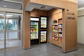 NEW - Fairfield Inn & Suites by Marriott Orlando at Millenia