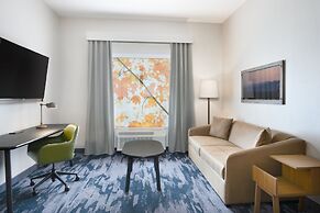 NEW - Fairfield Inn & Suites by Marriott Orlando at Millenia