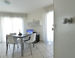 Bilocale con Balcone Mina 6