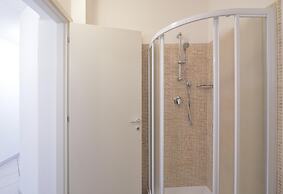 Bilocale con Balcone Mina 6