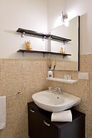 Bilocale con Balcone Mina 6