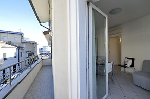 Bilocale con Balcone Mina 6