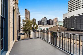 The Mary Beth Hotel & Gallery