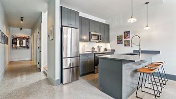 The Mary Beth Hotel & Gallery