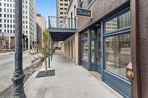 The Mary Beth Hotel & Gallery