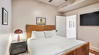 The Mary Beth Hotel & Gallery