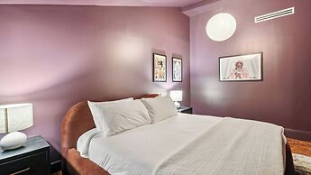 The Mary Beth Hotel & Gallery