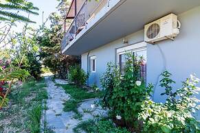 Crete Idyllic 1Bd Apt with Patio Garden