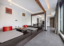 Manyo Hotel and Resort