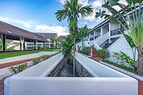 Manyo Hotel and Resort