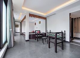 Manyo Hotel and Resort