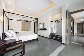 Manyo Hotel and Resort