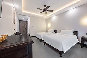 Manyo Hotel and Resort