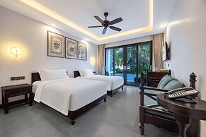 Manyo Hotel and Resort