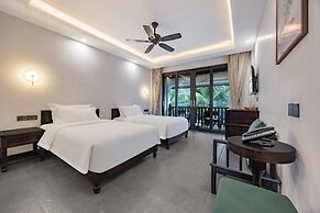 Manyo Hotel and Resort
