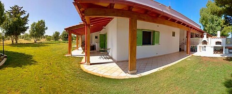 Villa Laura, Complete and Modern Furnishings, a Green Oasis by the Cit