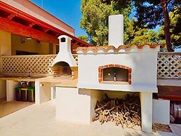 Villa Laura, Complete and Modern Furnishings, a Green Oasis by the Cit