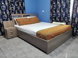 Tropical Oasis in Accra - 2 Bedroom Apartment