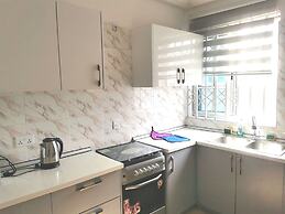 Tropical Oasis in Accra - 2 Bedroom Apartment