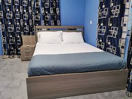 Tropical Oasis in Accra - 2 Bedroom Apartment