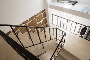 Clerigos Studio Apts