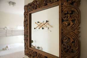 Clerigos Studio Apts