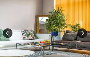 Immaculate 6-bed Ivy House