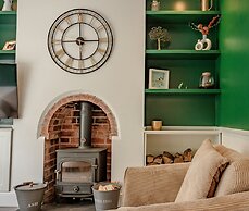 Exquisite renovation in central location