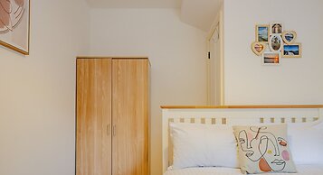 Exquisite renovation in central location