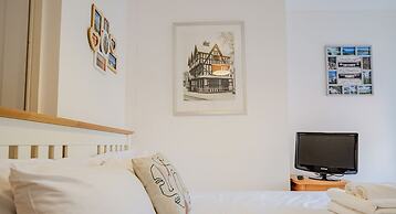 Exquisite renovation in central location