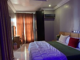 H18 Apartment