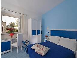 Room in B&B - Standard Double or Twin Room in Ischia per 2 People