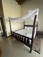 Katurum Lodge Kidepo