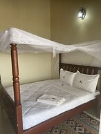 Katurum Lodge Kidepo