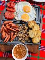 Katurum Lodge Kidepo