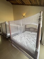 Katurum Lodge Kidepo