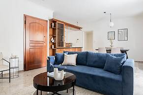 Faliro Sunlit 3BR Apartment