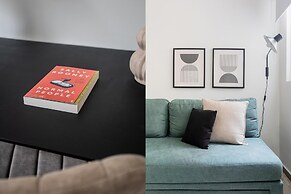 Faliro Sunlit 3BR Apartment