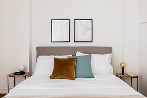 Faliro Sunlit 3BR Apartment