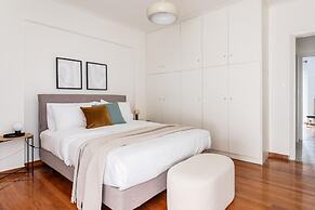 Faliro Sunlit 3BR Apartment