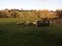 Farmhouse Near Newtownstewart 3 Bedrooms