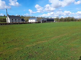 Farmhouse Near Newtownstewart 3 Bedrooms