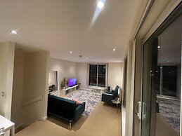 Free Parking Near City Centre & Stadium Sleeps 6-8